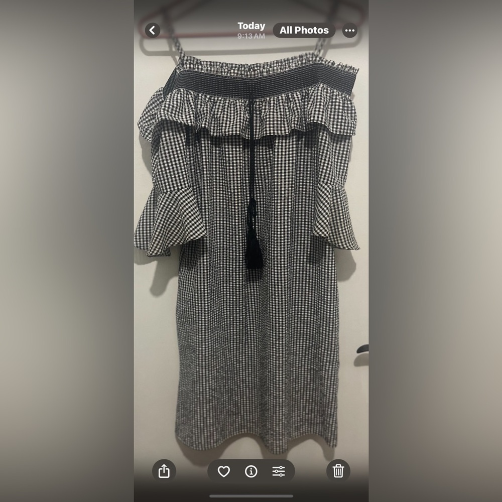 VIOLET WEEKEND Off-Shoulder Dress Medium dress.